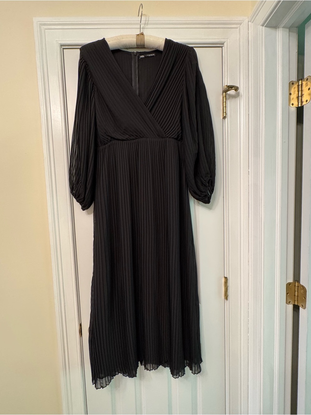 Zara Black Pleated V-Neck Midi Dress